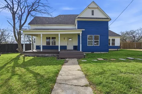 410 S Spears St, Alvarado, TX 76009