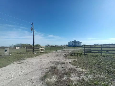 237 Barry Country Ct, Barry, TX 75102