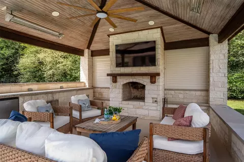 3225 Clubview Dr, Argyle, TX 76226