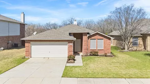 2405 Spruce Ct, Little Elm, TX 75068