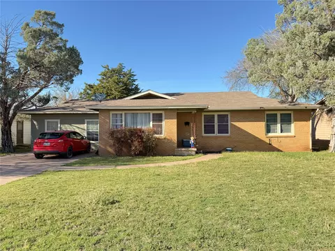 642 E North 20th St, Abilene, TX 79601