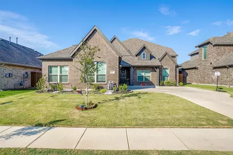 517 Ramon St, Burleson, TX 76028