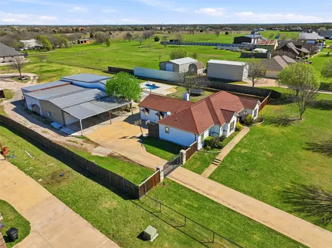 113 Mulkey Rd, Waxahachie, TX 75167