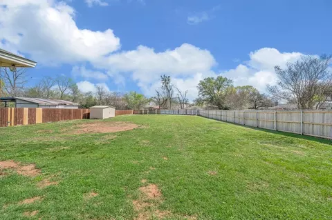 Exterior - 233 Thompson Cir, Lorena, TX 76655 photo 4 of 6