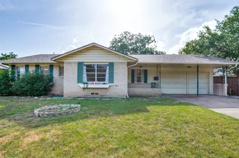 329 N Brighton Ave, Dallas, TX 75208