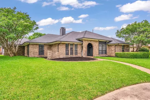 4005 Bullock Dr, Plano, TX 75023