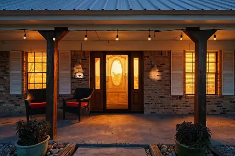10594 Sam Reynolds Rd, Justin, TX 76247