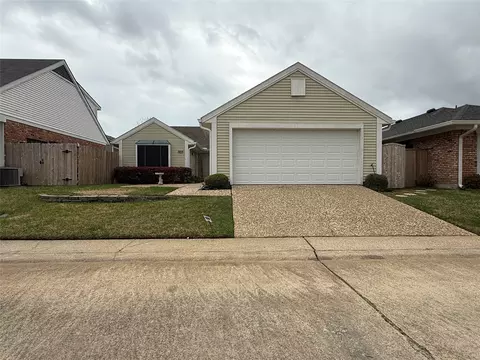 411 Teak Dr, Shreveport, LA 71115