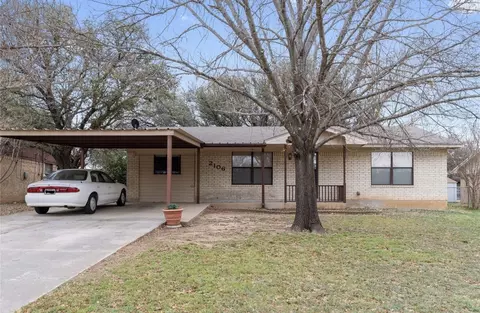 2106 Calvert Rd, Brownwood, TX 76801