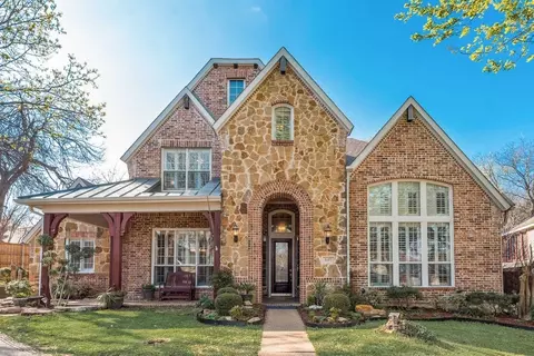 647 Royalwood Ct, Grand Prairie, TX 75052
