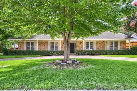 3256 Chapel Downs Dr, Dallas, TX 75229