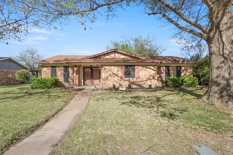 409 Colonial Dr, Garland, TX 75043