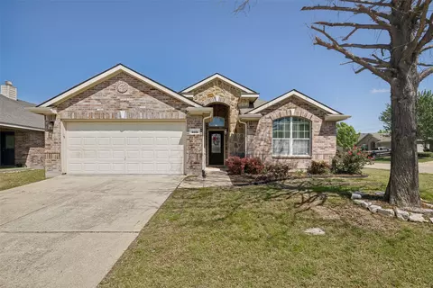 908 Johnson City Ave, Forney, TX 75126