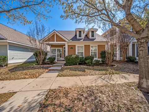 1128 Hayden Ln, Savannah, TX 76227