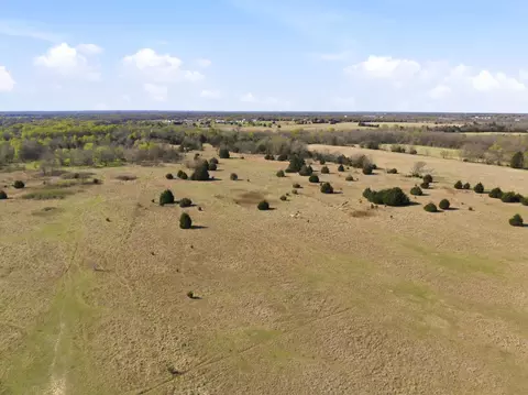 2004 E Main St, Campbell, TX 75422