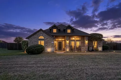 108 Dublin Cir, Waxahachie, TX 75165