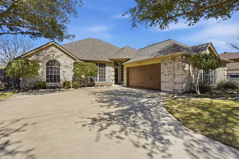 231 Bluff View Ct, Aledo, TX 76008