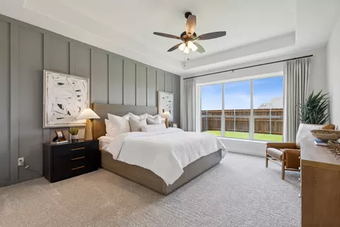 Bedroom - 902 Meadow View Dr, Cleburne, TX 76033 photo 2 of 4