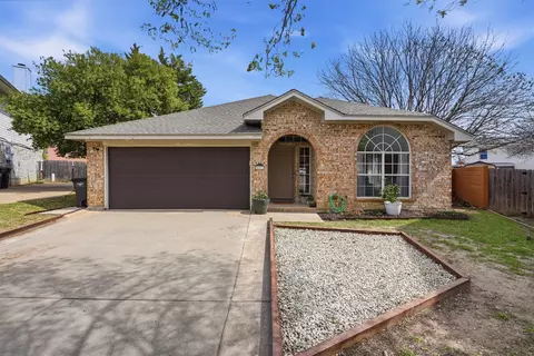 4217 Heritage Way Dr, Fort Worth, TX 76137