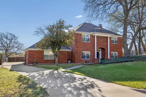 5107 Landover Hills Ln, Arlington, TX 76017