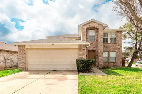 7900 Canoe Ridge Ln, Denton, TX 76210