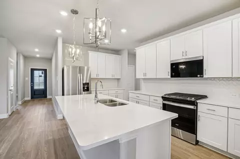 4019 Granbury Dr, Farmersville, TX 75442