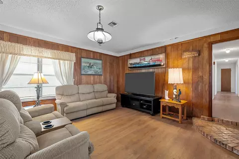 Living - 824 Iron Bridge Rd, Lorena, TX 76655 photo 3 of 5