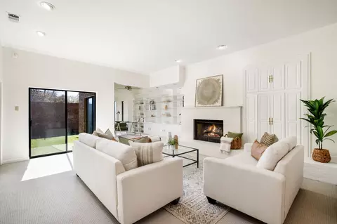 3441 Courtyard Cir, Farmers Branch, TX 75234