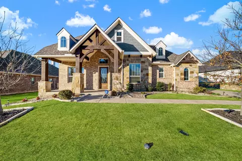 3009 Nob Hill Dr, Burleson, TX 76028