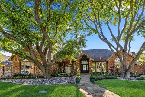 1609 Breakwater Ln, Plano, TX 75093