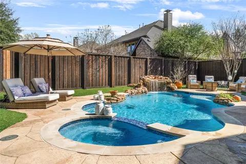 11518 Castle Brook Ln, Frisco, TX 75035