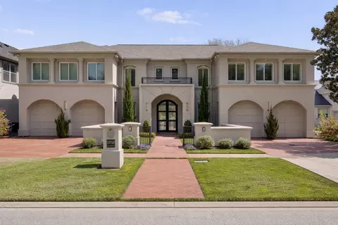 18752 Wainsborough Ln, Dallas, TX 75287