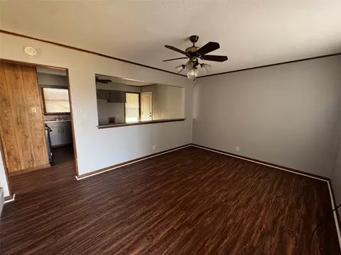600 E 5th St, Ferris, TX 75125 photo 3