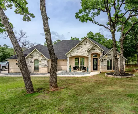 1100 Horizon Trace Dr, Azle, TX 76020