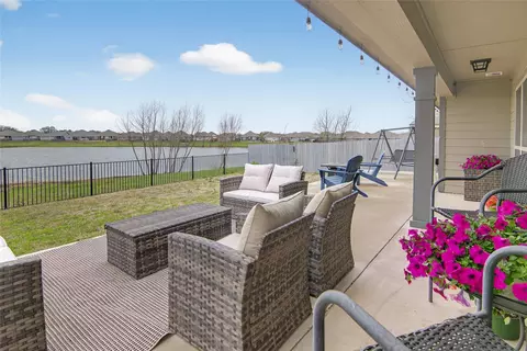 3929 Bravo Ranch Rd, Waco, TX 76705