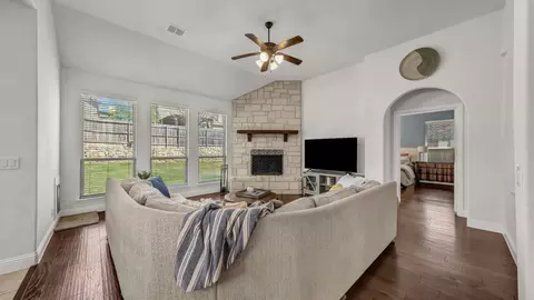 Living - 413 Sagebrush Dr, Aledo, TX 76008 photo 1 of 3