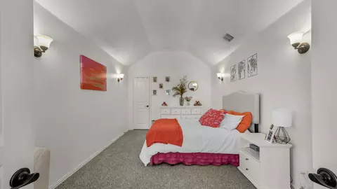Bedroom - 413 Sagebrush Dr, Aledo, TX 76008 photo 2 of 4