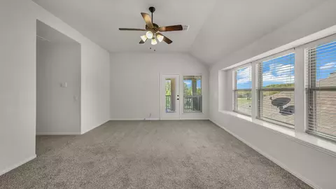 Living - 413 Sagebrush Dr, Aledo, TX 76008 photo 3 of 3