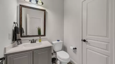 Bath - 413 Sagebrush Dr, Aledo, TX 76008 photo 1 of 4