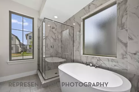 Bath - 1717 Cornwall Ave, Haslet, TX 76052 photo 4 of 6