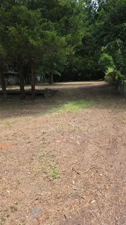 816 N Cottage Ave, Palestine, TX 75801