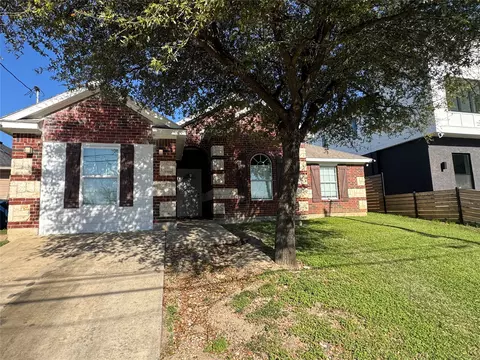 422 Avenue Ave E, Dallas, TX 75203
