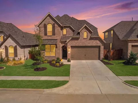 4704 Aubrey Pkwy, Aubrey, TX 76227