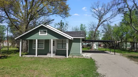 723 E Nowlin St, Mexia, TX 76667