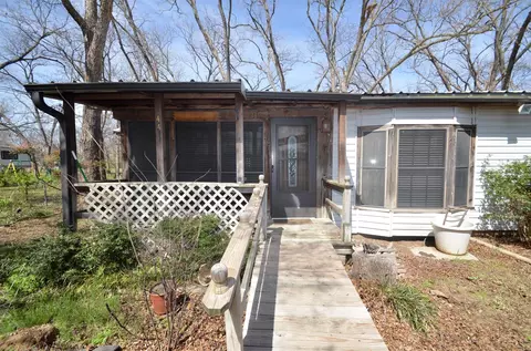 441 Lazy Acres Cir, Pottsboro, TX 75076