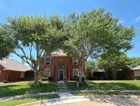6217 Apache Dr, The Colony, TX 75056