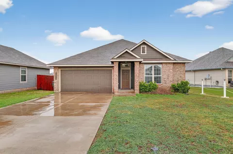905 Mccandles Rd, Waco, TX 76705