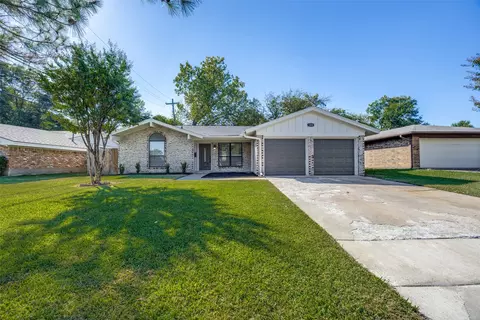 1800 W Mcgee St, Sherman, TX 75092