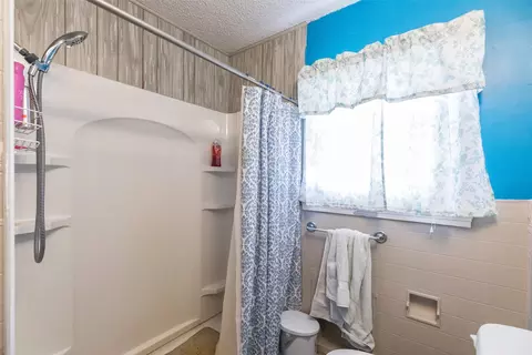 Bath - 1304 Westover Dr, Anson, TX 79501 photo 2 of 3