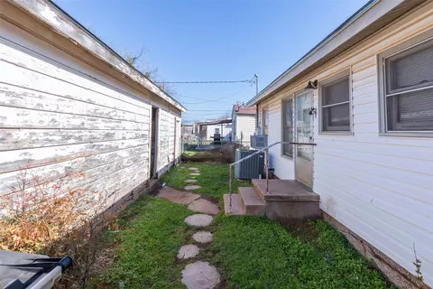 Exterior - 1304 Westover Dr, Anson, TX 79501 photo 1 of 3